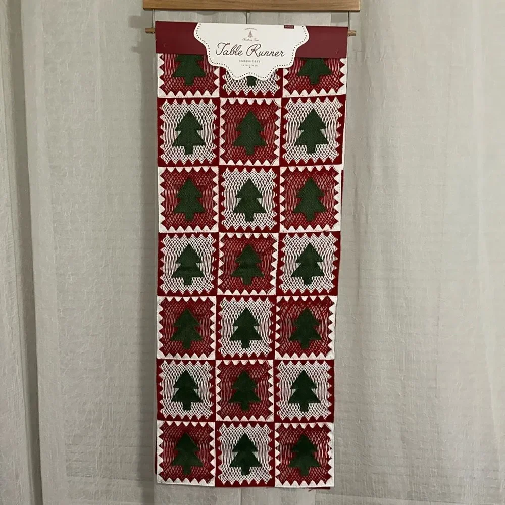 FARM FRESH White Green Red Crochet Christmas Tree Print Table Runner